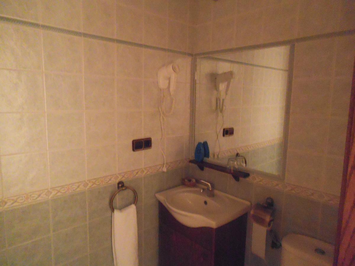 Hostal Los Galgos Yepes Kültér fotó