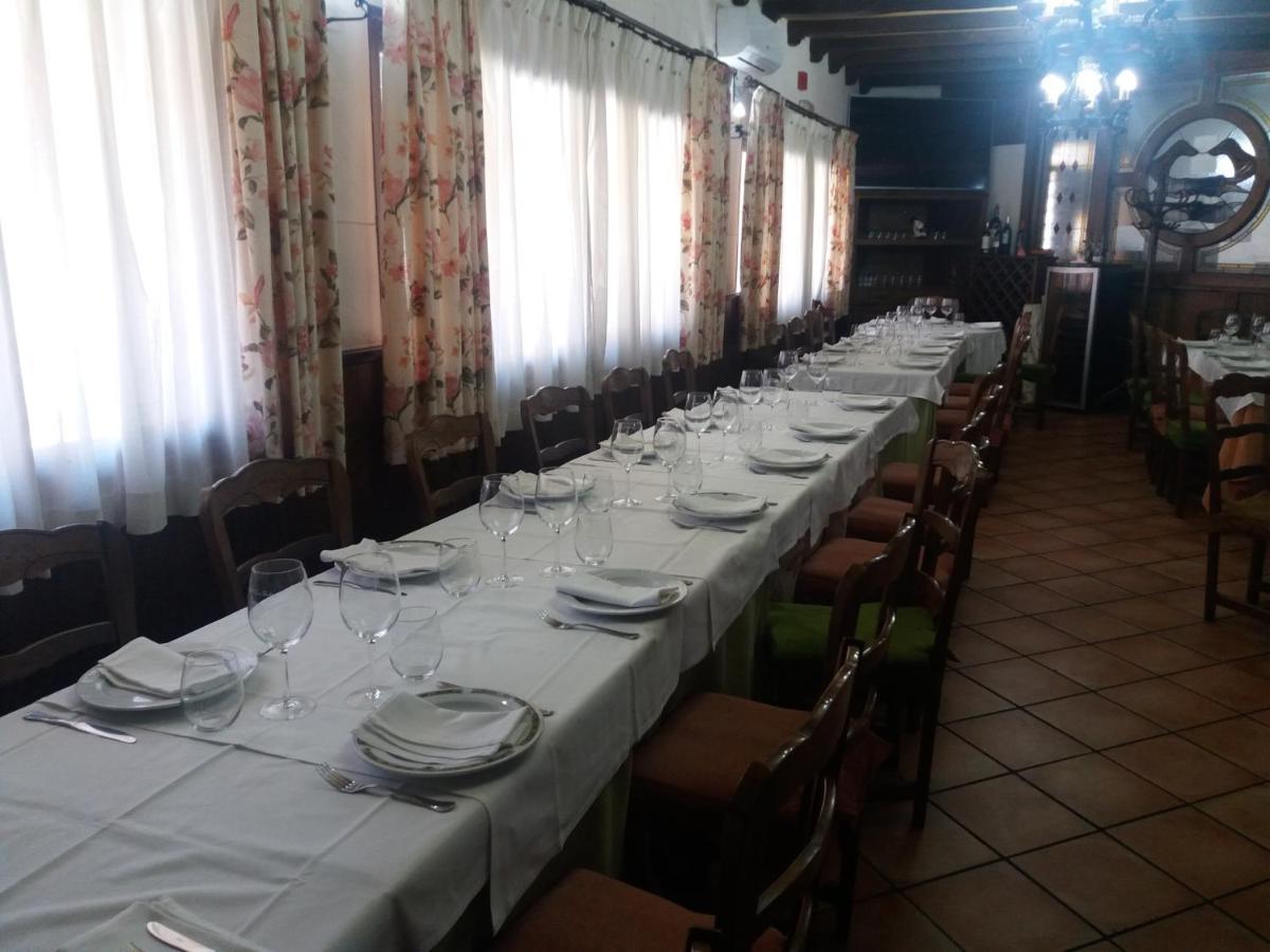 Hostal Los Galgos Yepes Kültér fotó