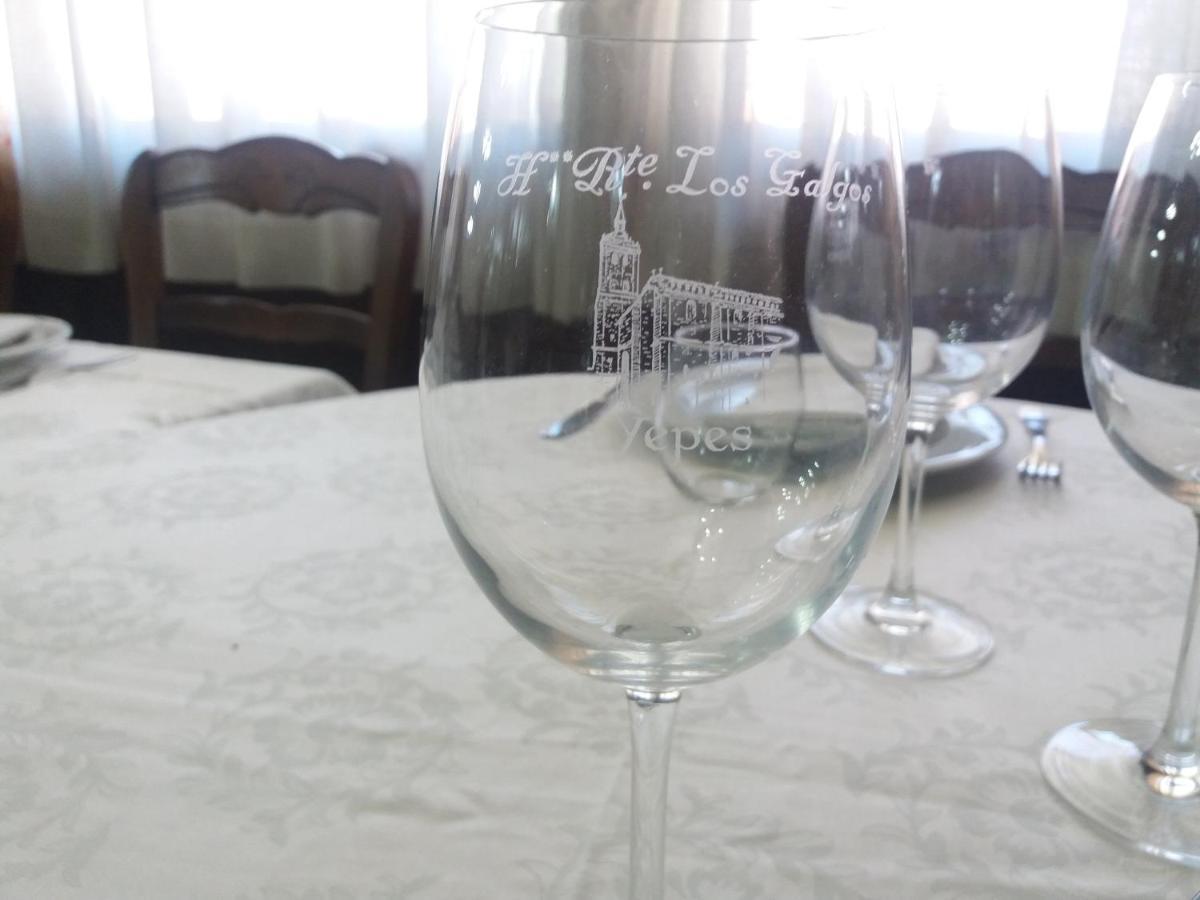 Hostal Los Galgos Yepes Kültér fotó